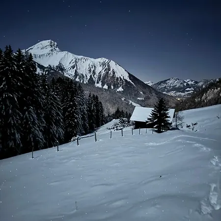 Chalet Charming, Cosy Nestled In A Breathtaking Surrounding With Spectacular, Stunning Mountain Views *