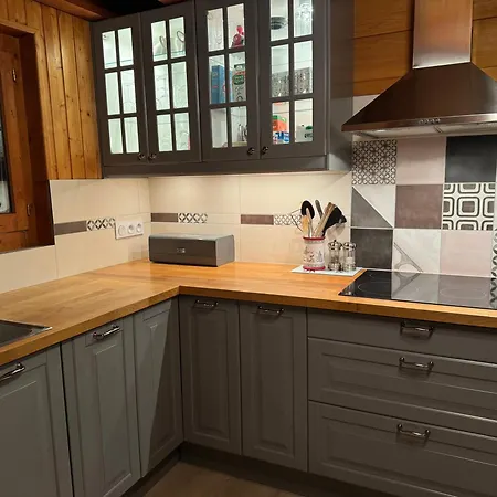 Charming, Cosy Nestled In A Breathtaking Surrounding With Spectacular, Stunning Mountain Views Chalet *