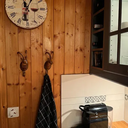 Charming, Cosy Nestled In A Breathtaking Surrounding With Spectacular, Stunning Mountain Views *