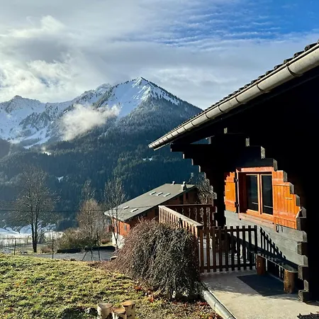Charming, Cosy Nestled In A Breathtaking Surrounding With Spectacular, Stunning Mountain Views Chalet *