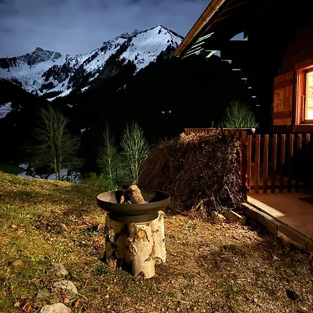 Charming, Cosy Nestled In A Breathtaking Surrounding With Spectacular, Stunning Mountain Views Abondance